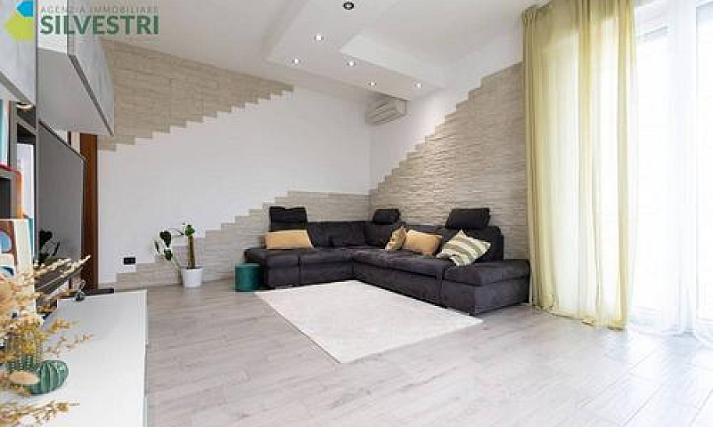 Appartamento Di 95 M...