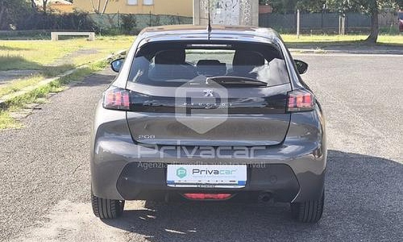 Peugeot 208 Puretech...