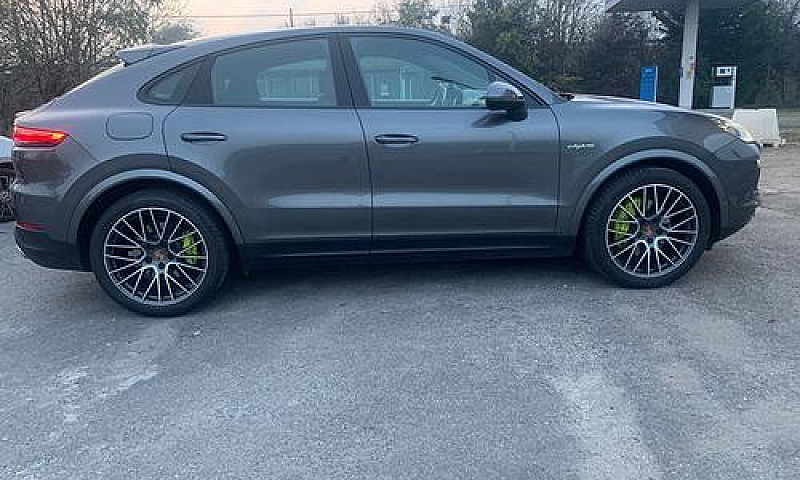Porsche Cayenne Coup...