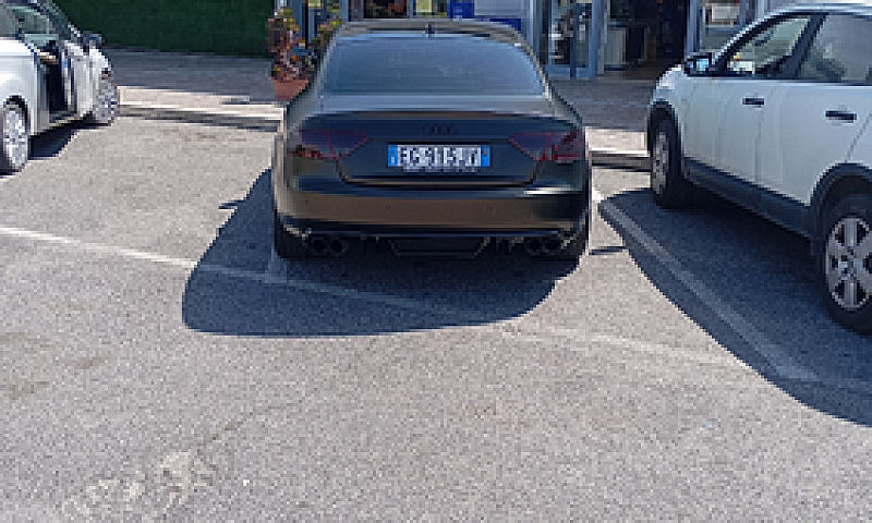 Audi A 5...