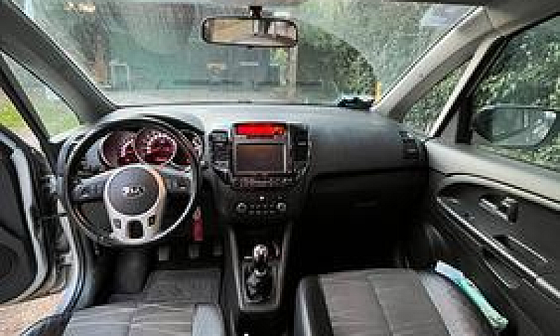 Kia Venga 1.4 Benzin...