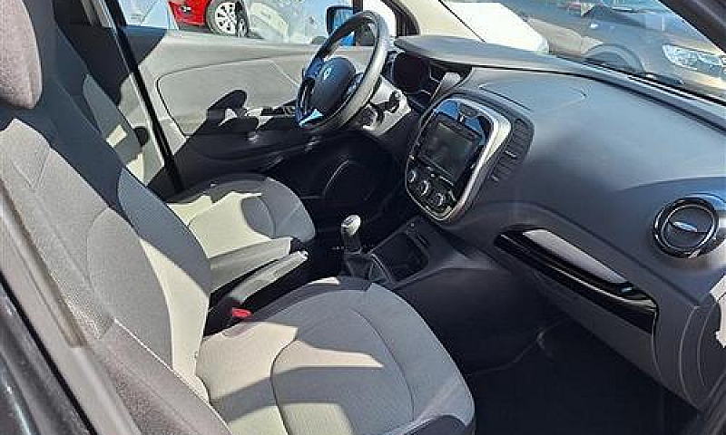 Renault Captur 0.9 T...