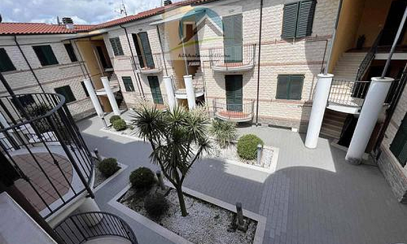 Sirolo ( Rif. E96-33...