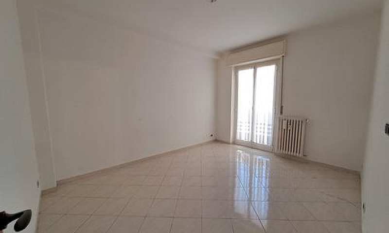 Appart. 3 Locali Via...