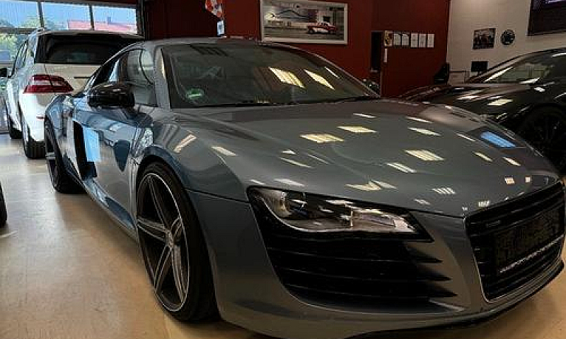 Audi R8 4.2 V8 Fsi Q...