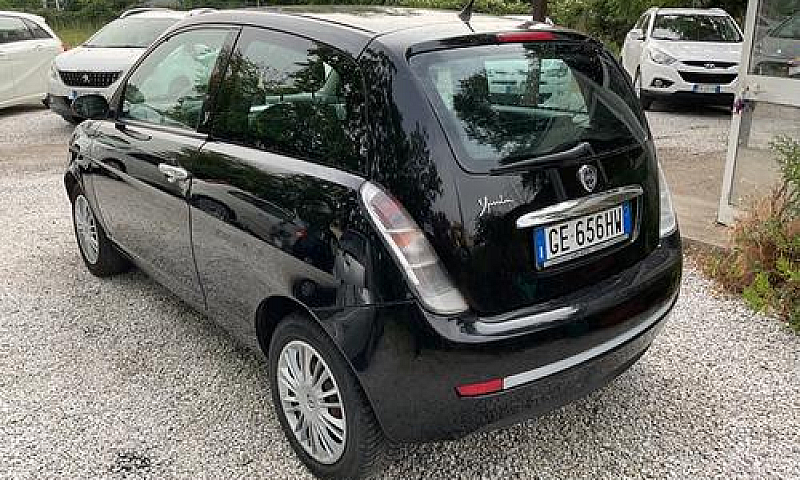Lancia Ypsilon 1.2 A...