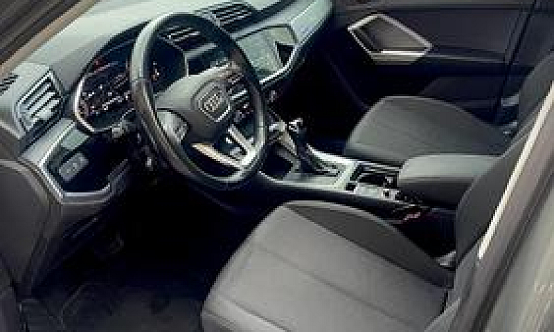 Audi Q3...