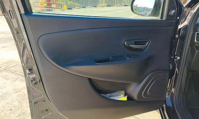 Lancia Ypsilon 1.3 M...