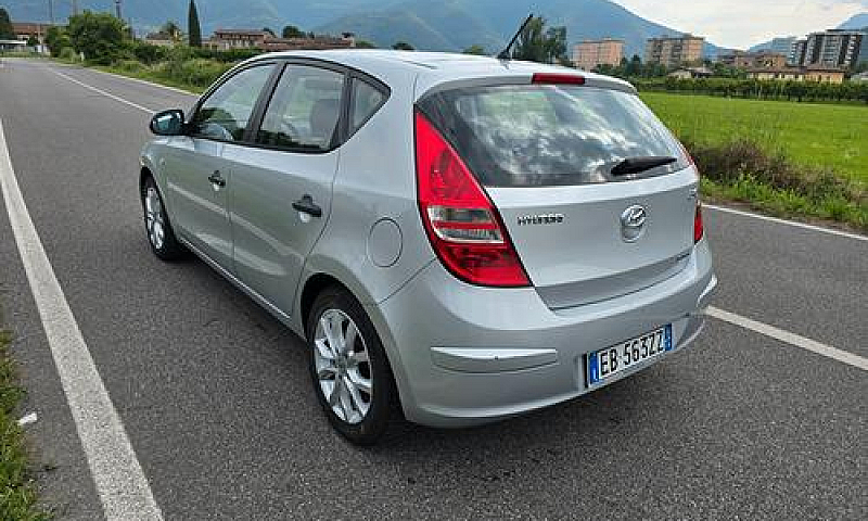 Hyundai I30 1.6 Crdi...