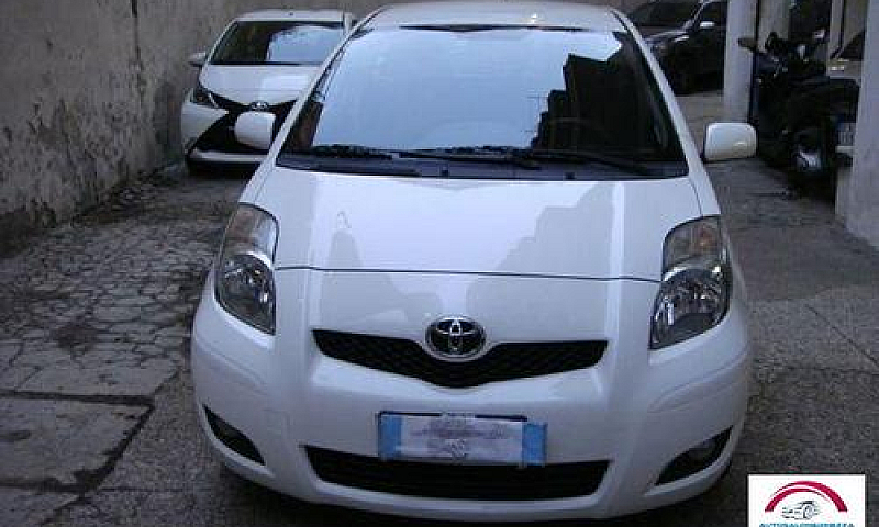 Toyota - Yaris - 1.3...