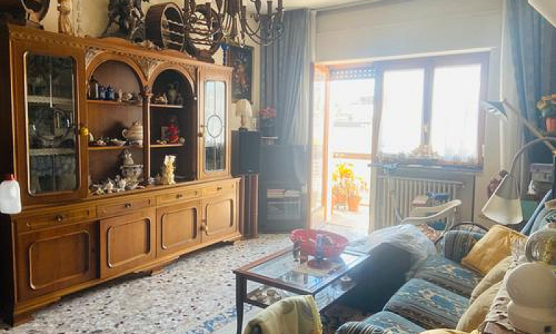 Bari Via Napoli ( Al...