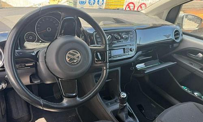 Volkswagen Up! 1.0 7...