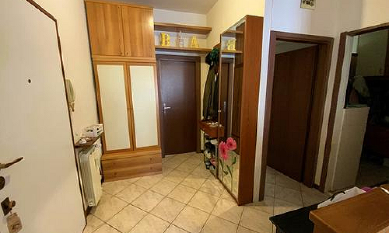 Appartamento Di 75 M...