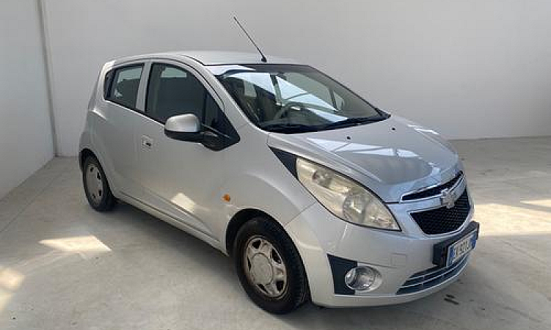 Chevrolet Spark 1.0 ...