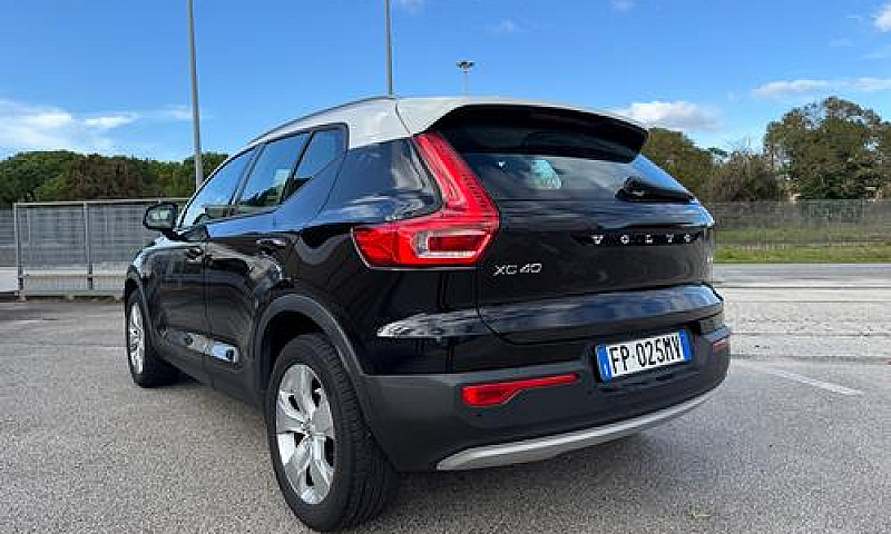 Volvo Xc40 D4 Awd Ge...