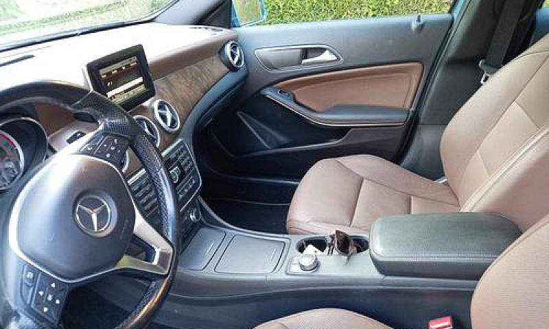 Mercedes Gla (H247)...