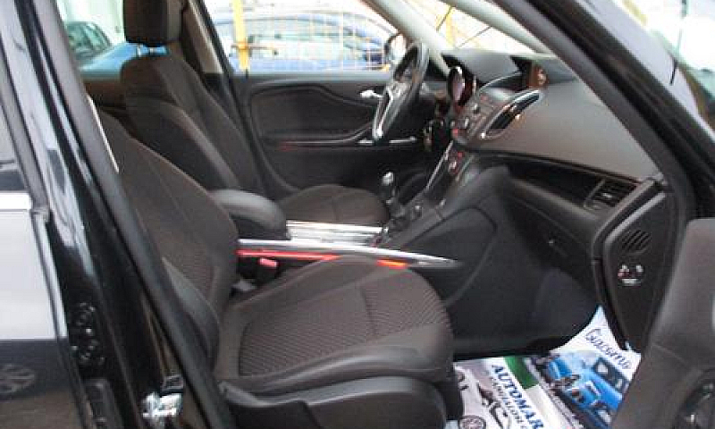 Opel Zafira Tourer 1...
