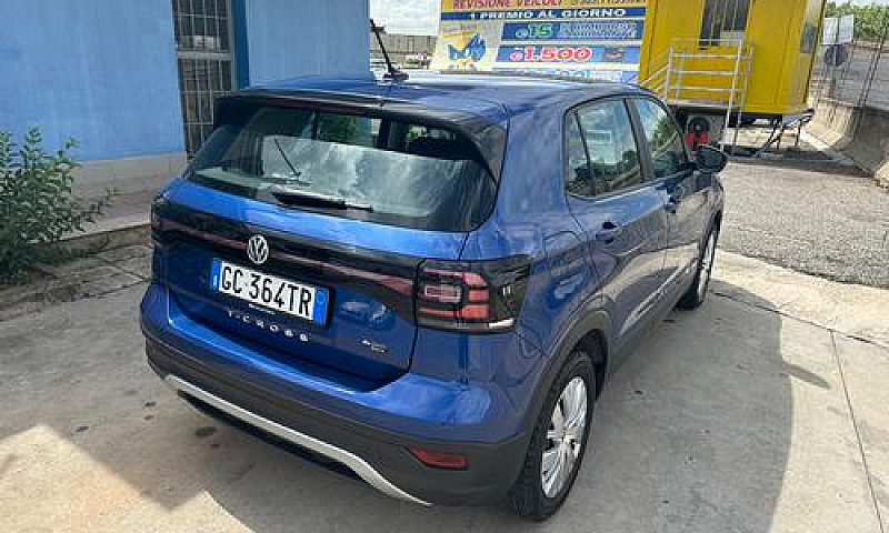 Volkswagen T-Cross 1...