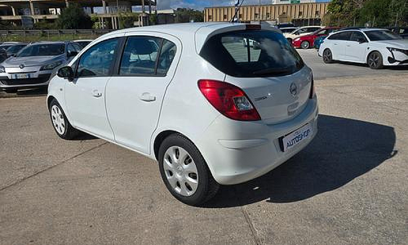 Opel Corsa 1.2 5 Por...