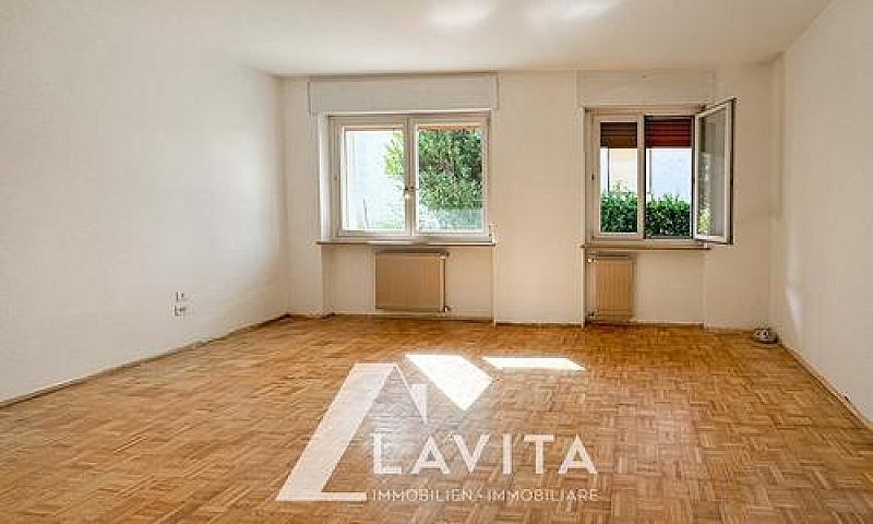 Quadrilocale A Laive...