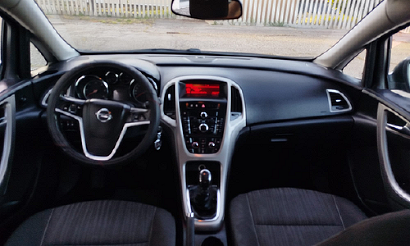 Opel Astra Diesel 20...