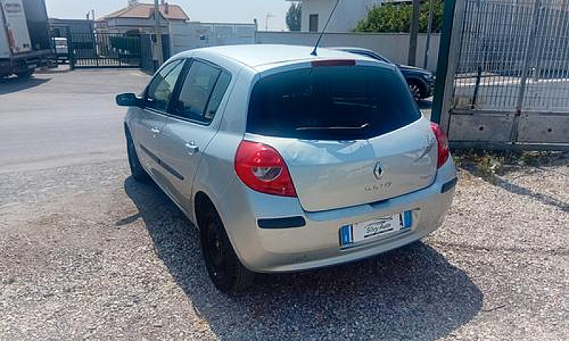 Renault Clio Storia ...
