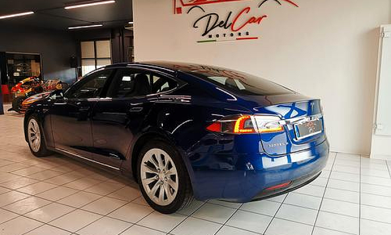 Tesla Model S Model ...