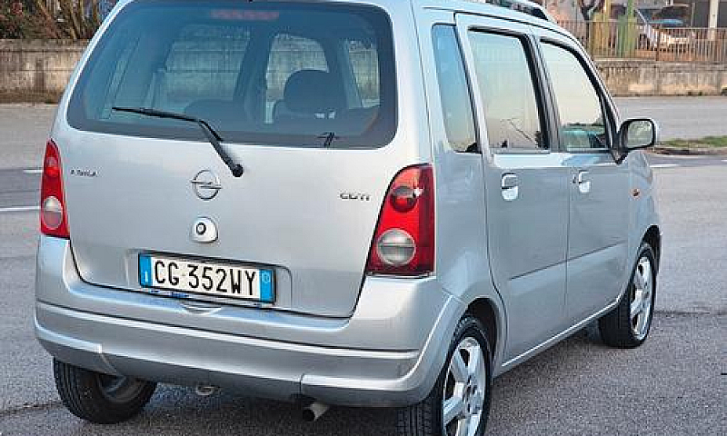 Opel Agila 1.3 Diese...