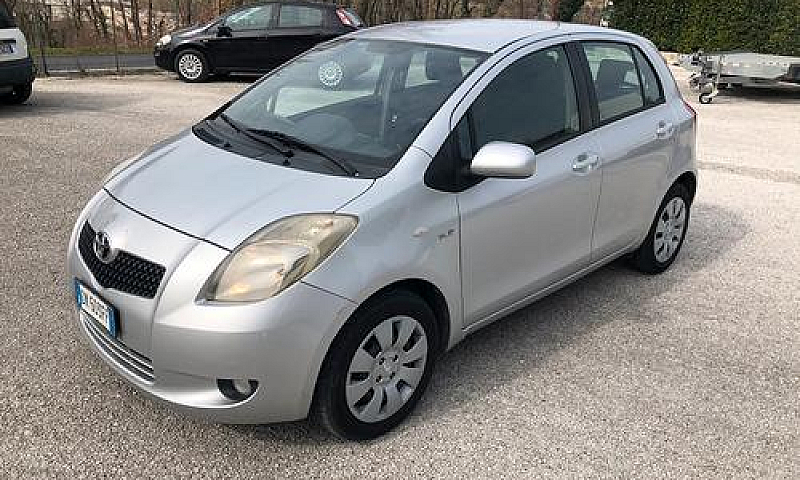 Toyota Yaris 1.4 Die...