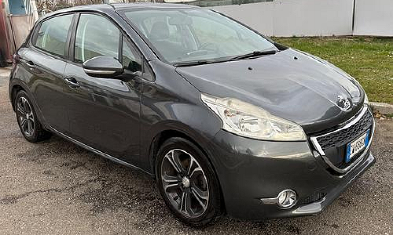 Peugeot 208 1.4 Vti ...