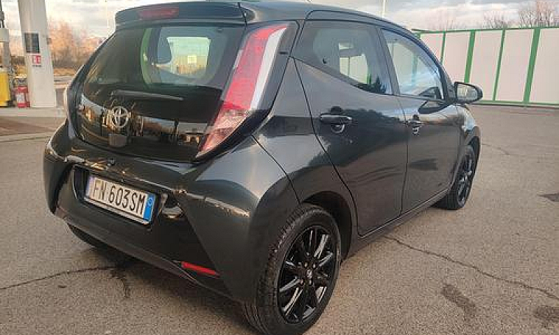 Toyota Aygo 1.0 5 Po...