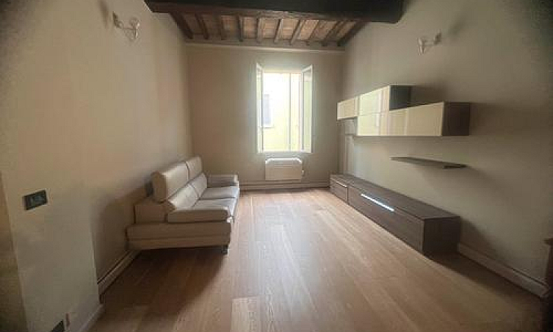 2 Camere Matrimonial...