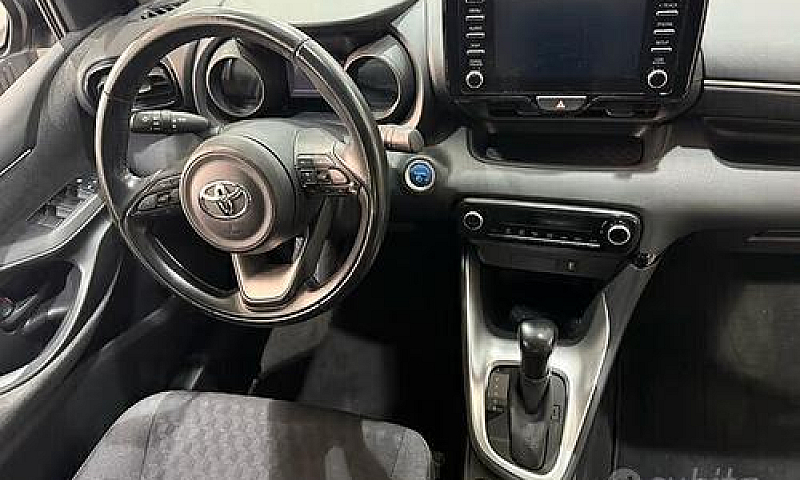 Toyota Yaris 116 Cv ...