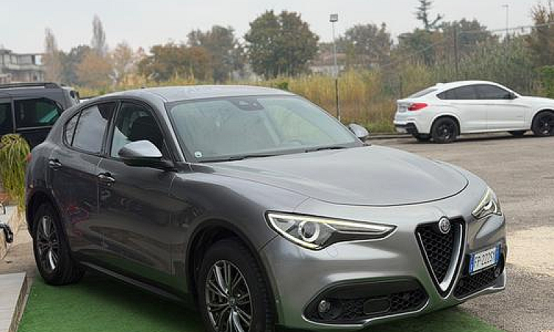 Alfa Romeo Stelvio 2...
