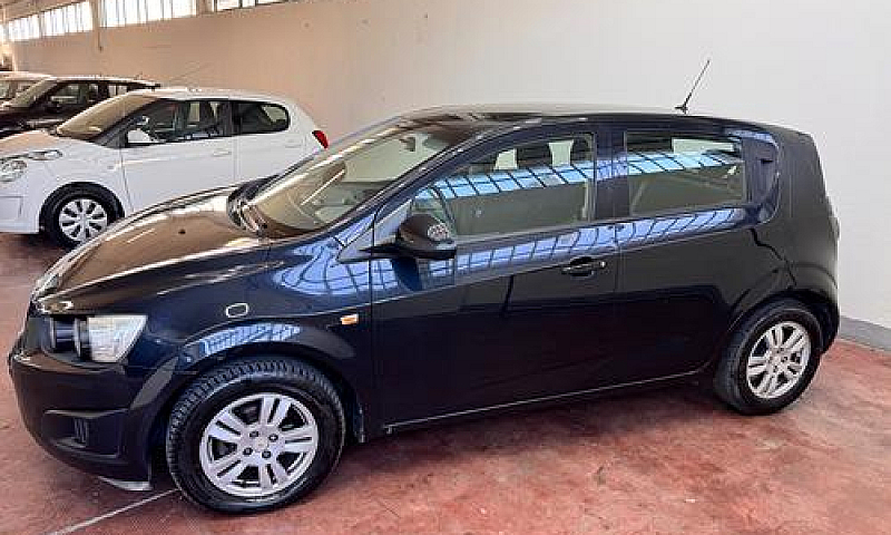 Chevrolet Aveo 1.2 8...