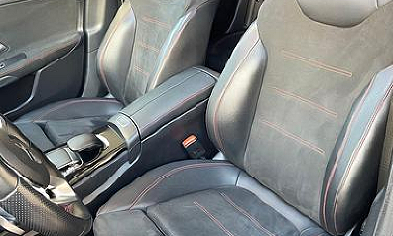 Mercedes-Benz A 200 ...