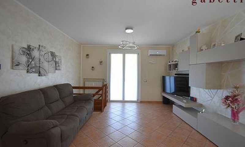 Appartamento Robecco...