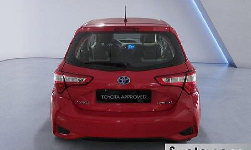 Toyota Yaris 1.5 Hyb...