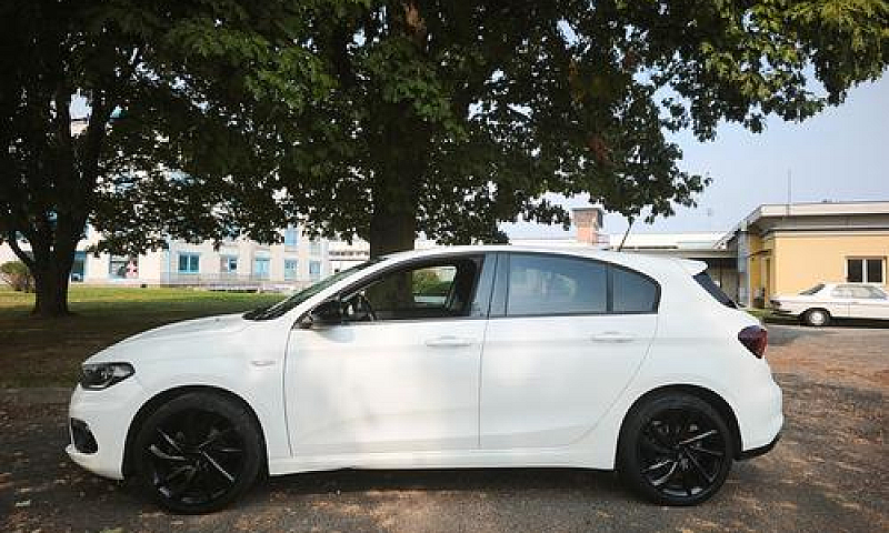 Fiat Tipo 1.4 5 Port...