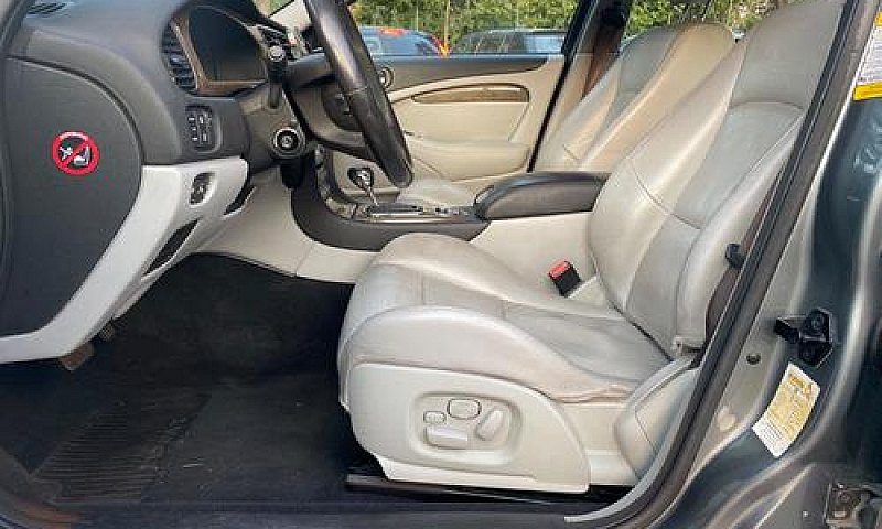 Jaguar S-Type R 4.2 ...