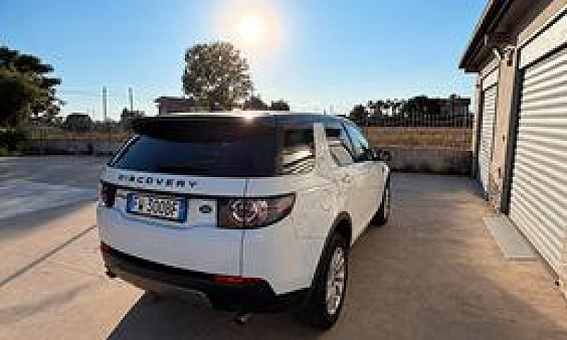 Land Rover Discovery...
