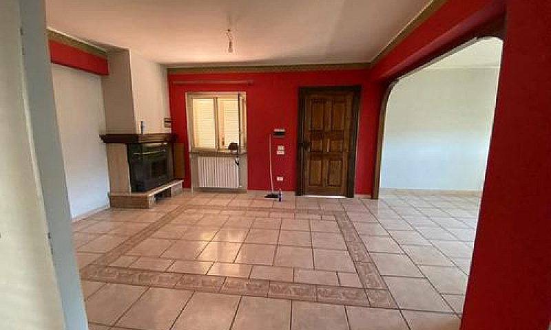 Appartamento A Piano...