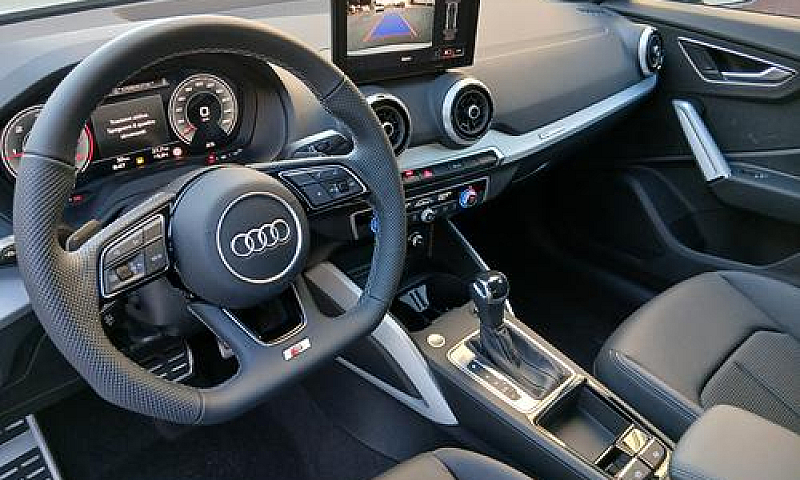 Audi Q2 35 Tdi S Tro...