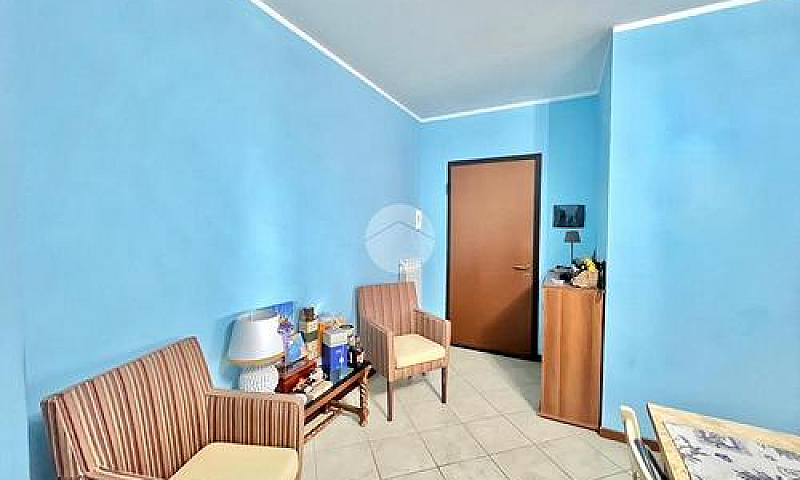 4 Locali A Viterbo...