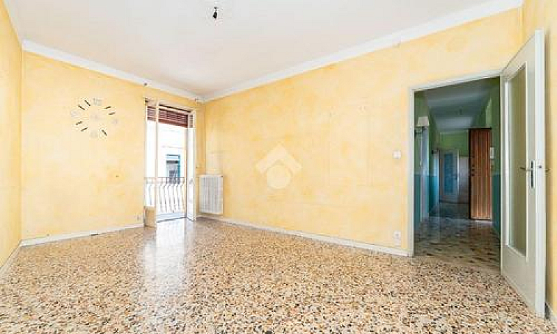 3 Locali A Caselle T...