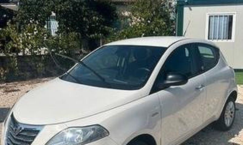 Lancia Ypsilon Ecoch...