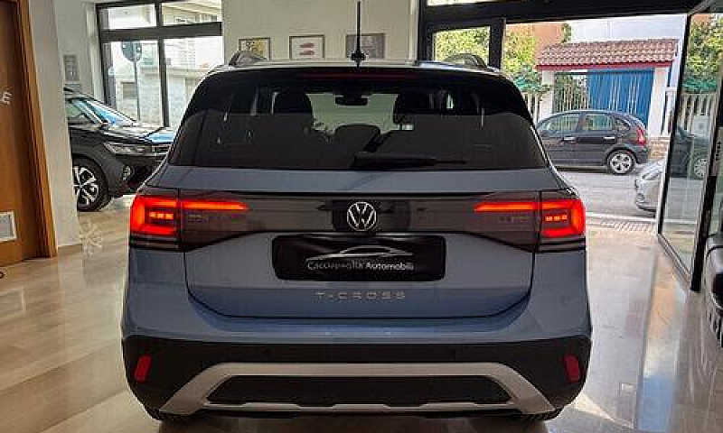Volkswagen T-Cross 1...