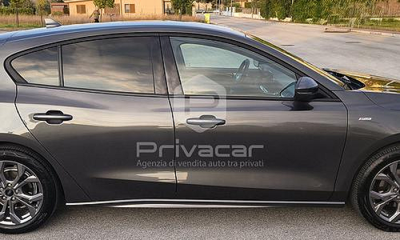 Ford Focus 1.0 Ecobo...