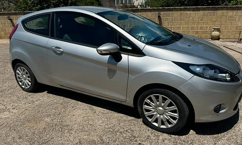 Ford Fiesta 1.4 Tdci...