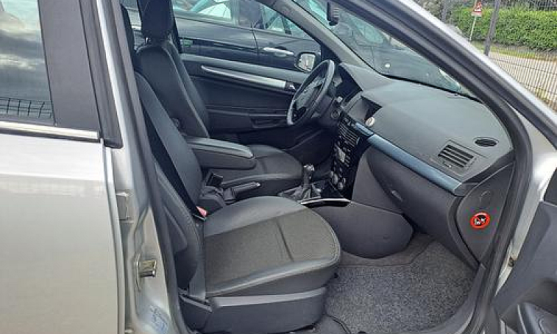 Opel Astra 1.6 16V V...